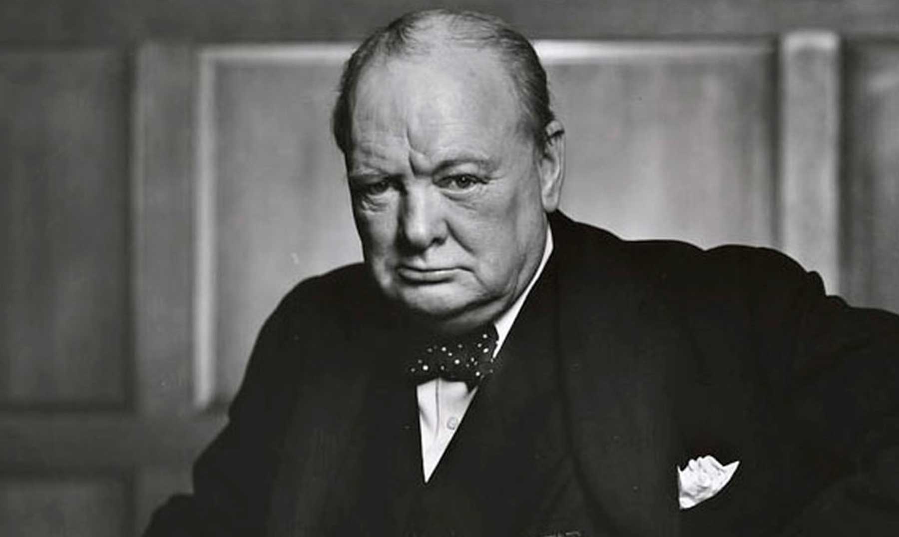Biografía de Winston Churchill - Dossier Interactivo